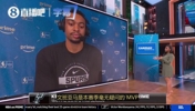 女主持前凸后翘🔥提问凯尔登&middot;约翰逊：你凭啥拿最佳第六人奖